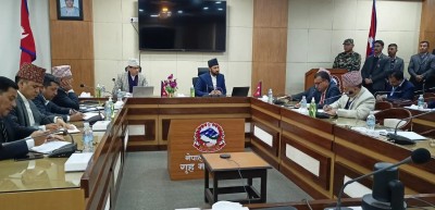 जनतालाई गुनासोरहित हुनेगरी प्रभावकारी ढंगले काम गर्न गृहमन्त्रीको निर्देशन